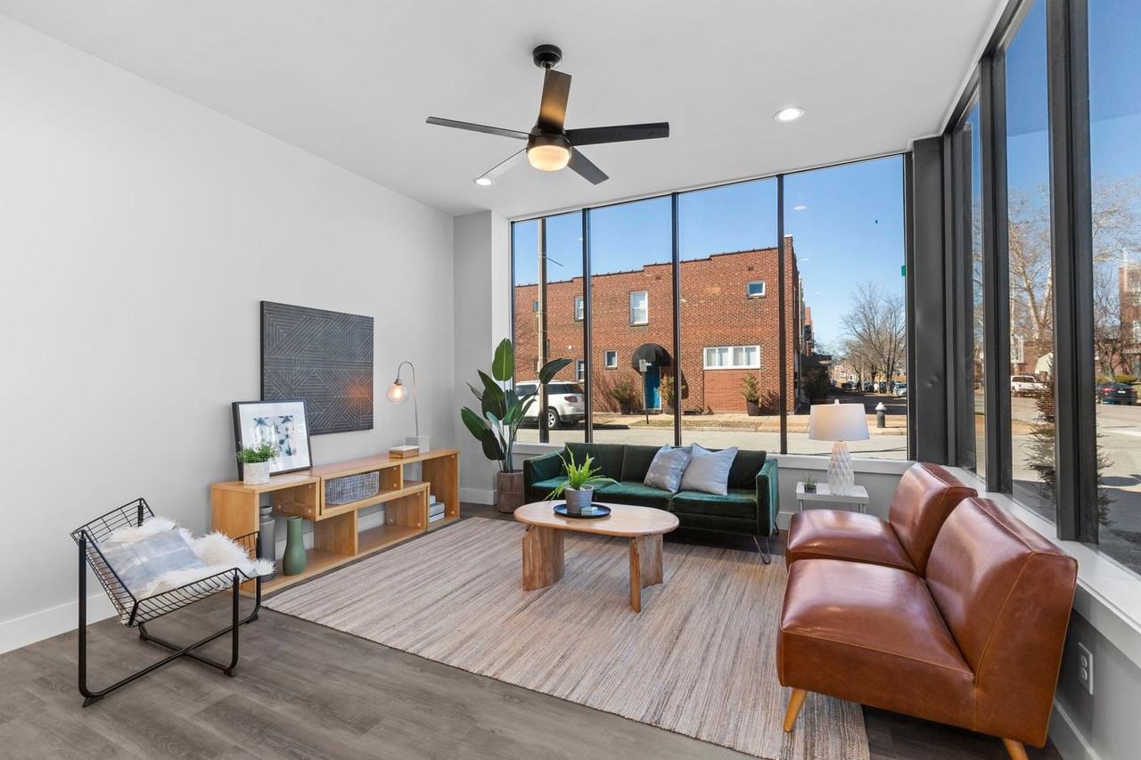 6012 Southwest Ave - Photo 4 of 21