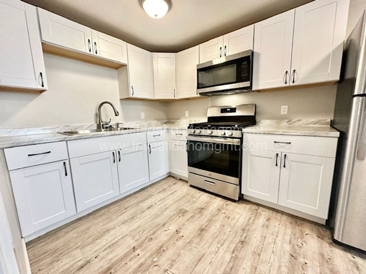 415-445 S 11th East - Photo 3 of 23