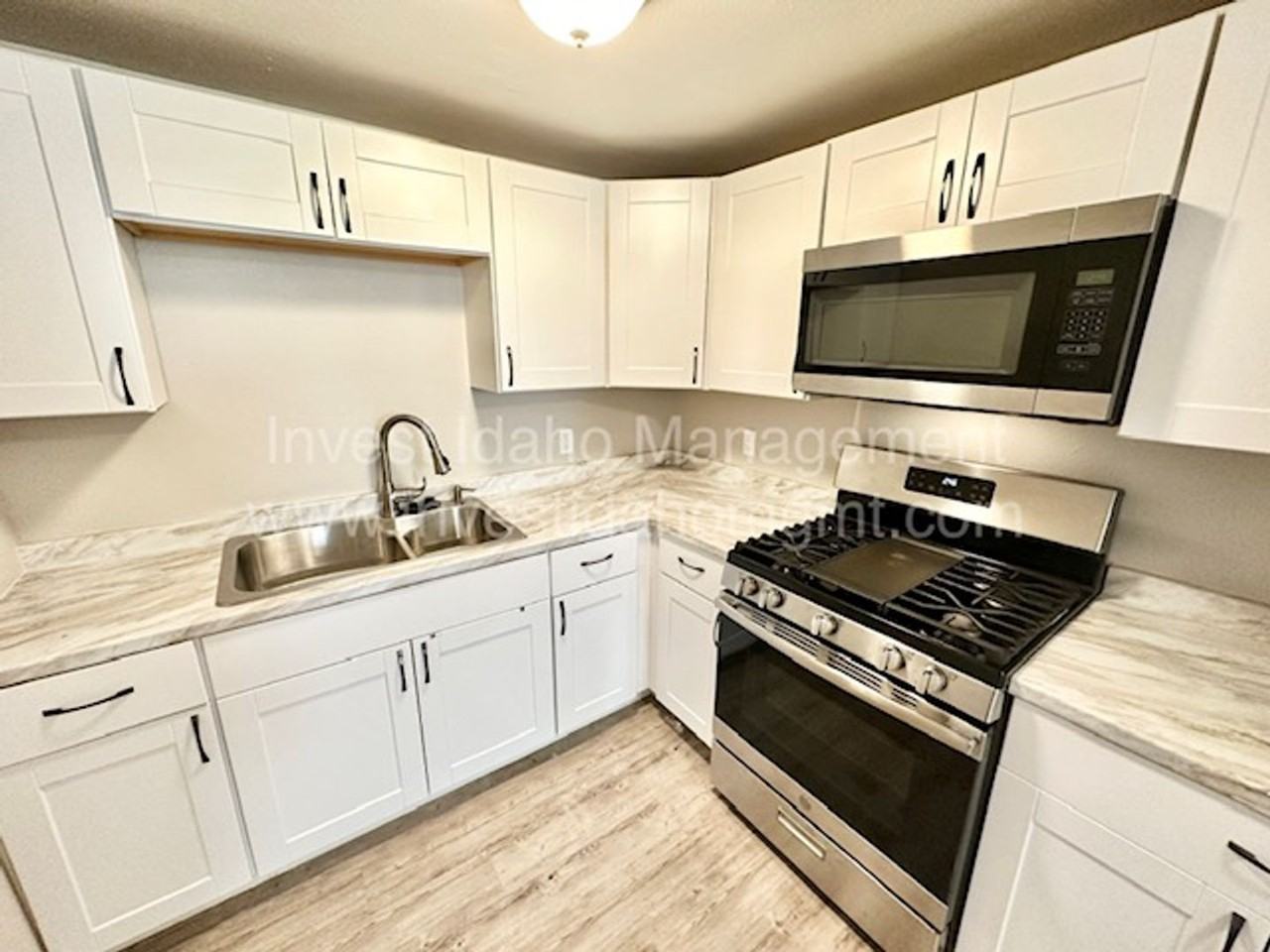 415-445 S 11th East - Photo 4 of 23