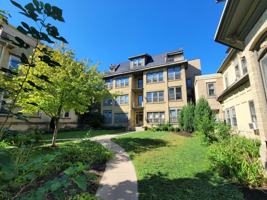 featured image of 1227 N Cass St