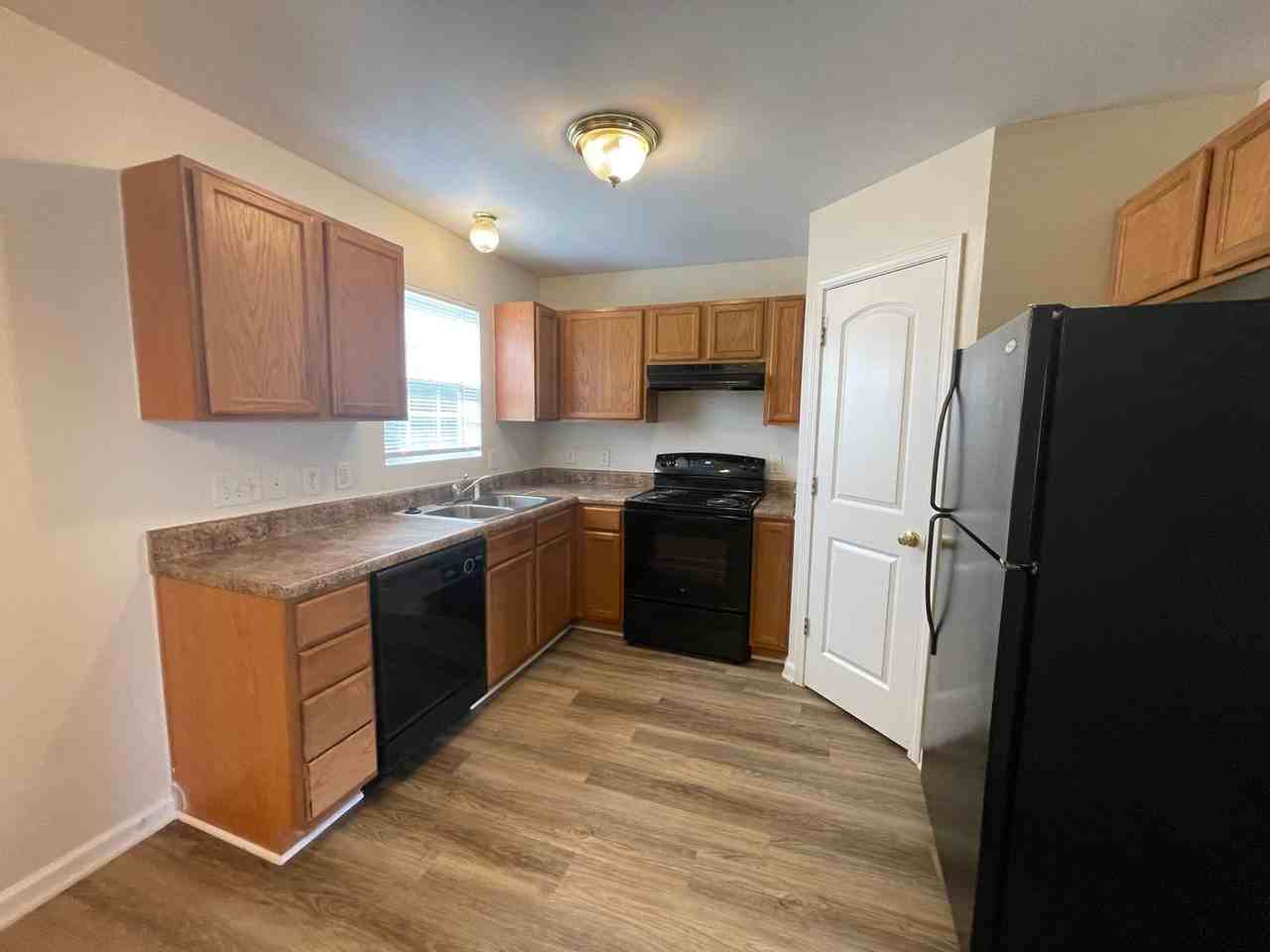 3707 Roseheim Ct - Photo 2 of 14