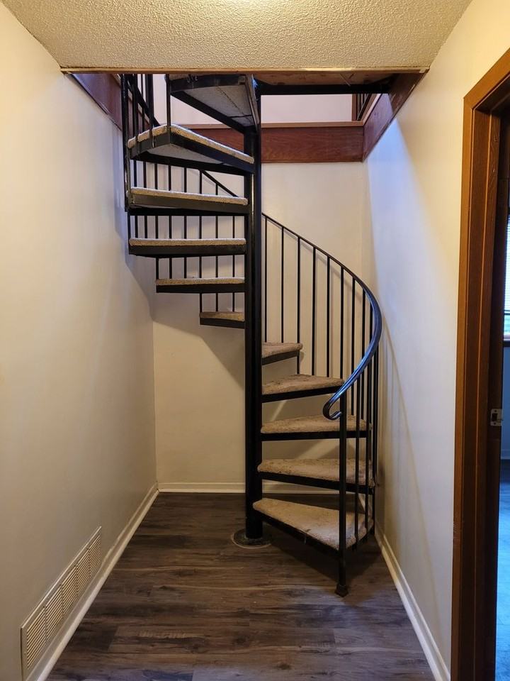 1910 Feronia Ave. - Photo 4 of 20