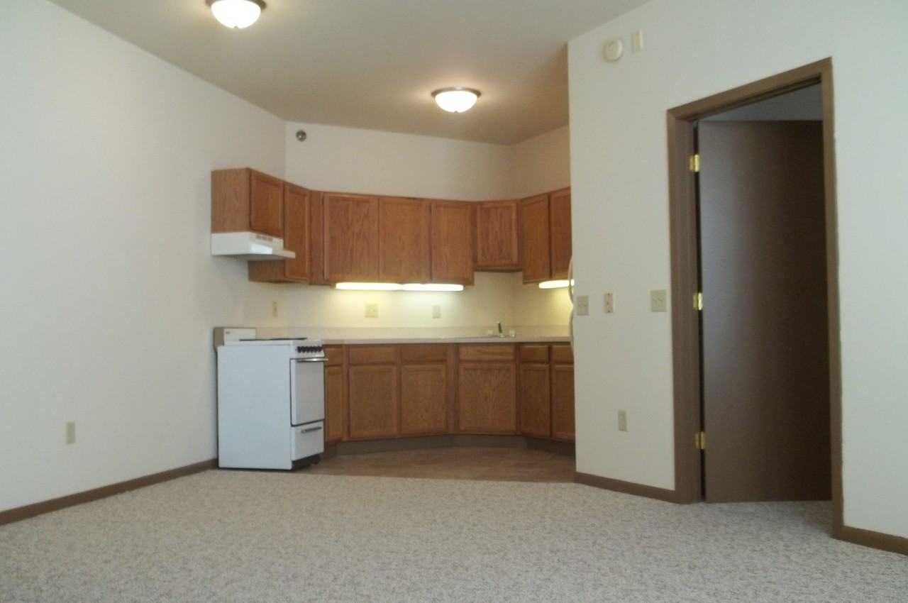 Civic Arms Apartment Homes - Photo 5 of 14