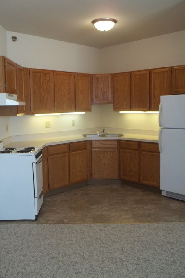 Civic Arms Apartment Homes - Photo 6 of 14