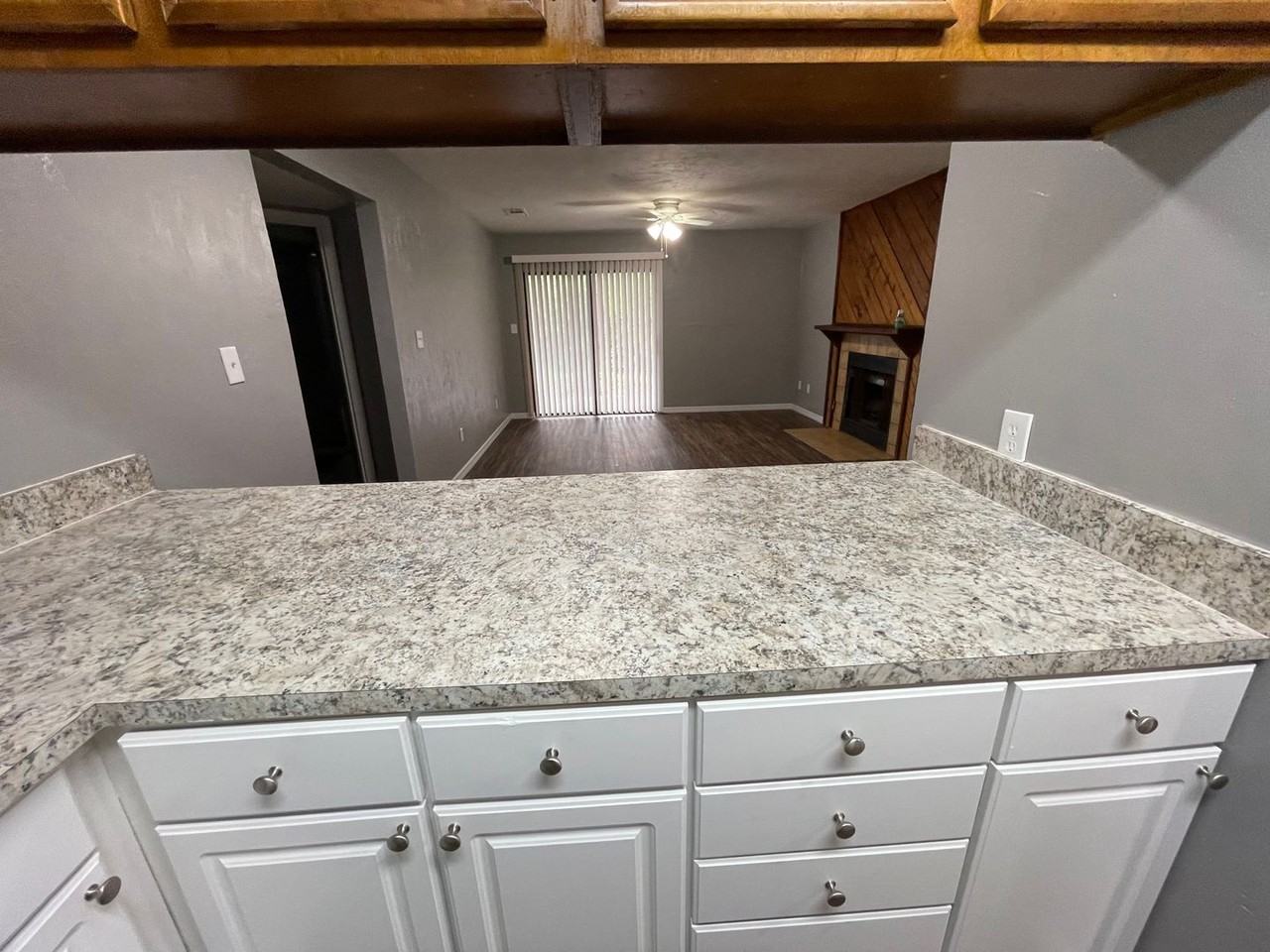 2924 Woodrich Dr - Photo 4 of 11