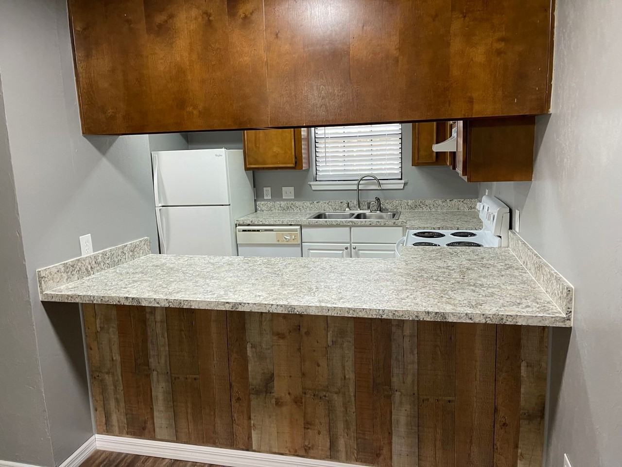 2924 Woodrich Dr - Photo 5 of 11