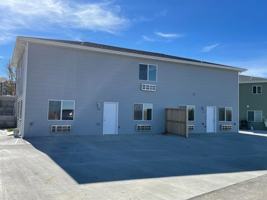 featured image of 1530 Aryn Ln