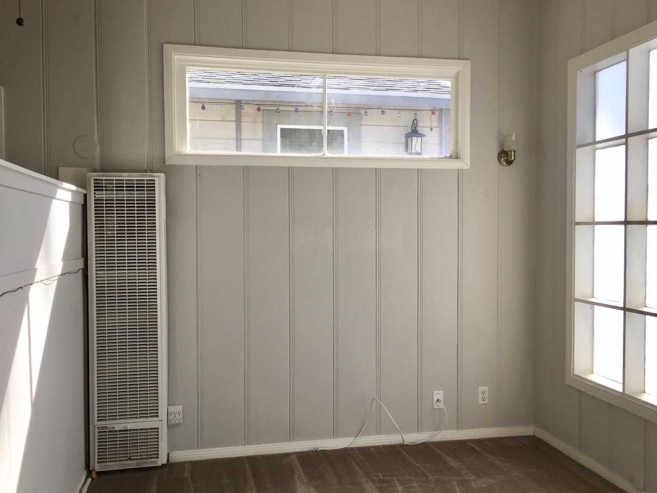 345 Cahuenga Dr - Photo 3 of 10