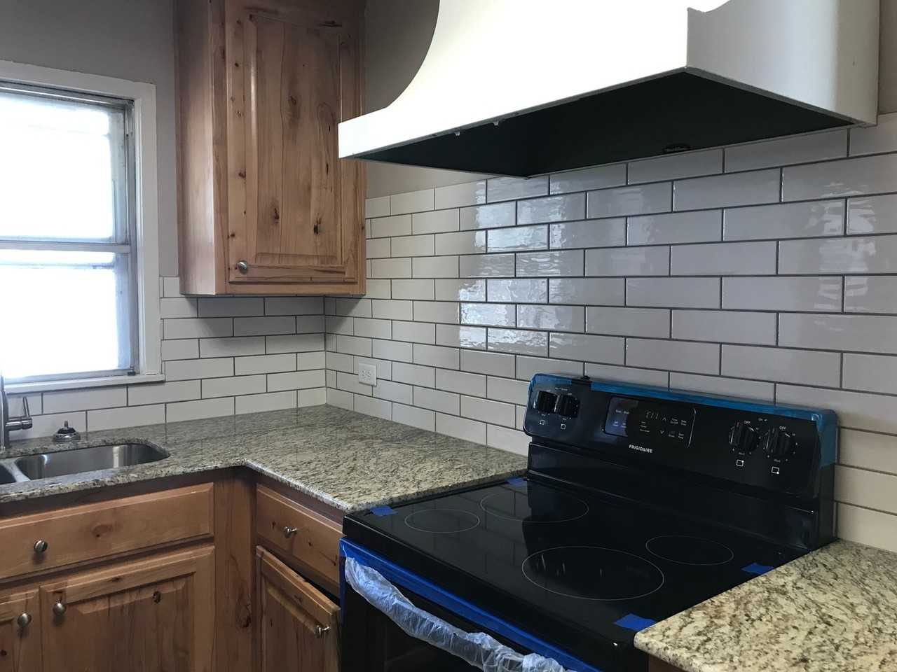 3214 Broadway Blvd - Photo 3 of 12