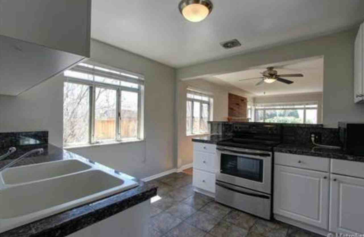 2690 S Josephine St - Photo 3 of 42