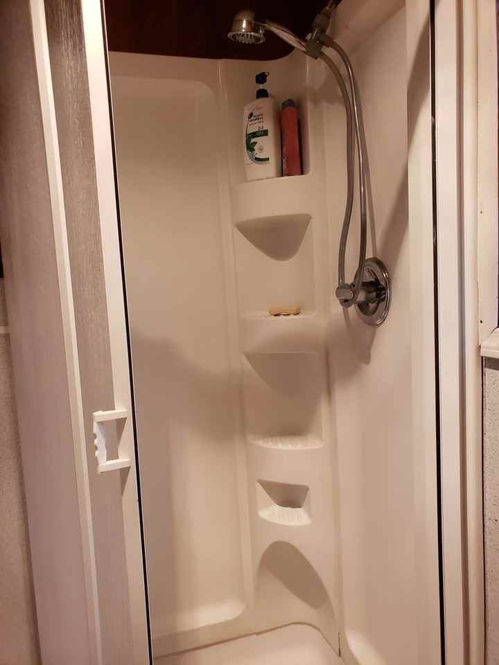 1407 Se Marsters Ave - Photo 4 of 12