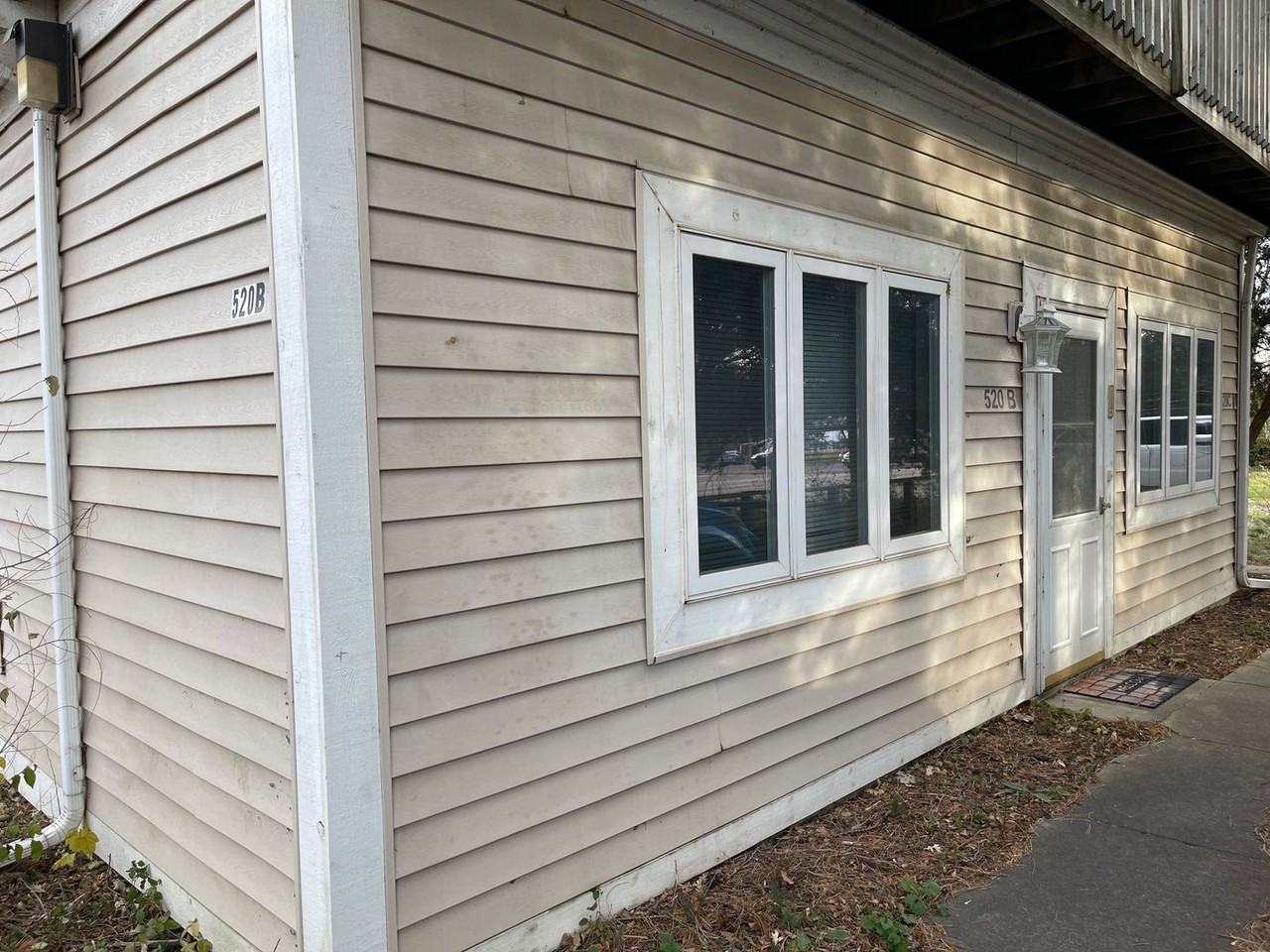 520 S Main St - Photo 2 of 11