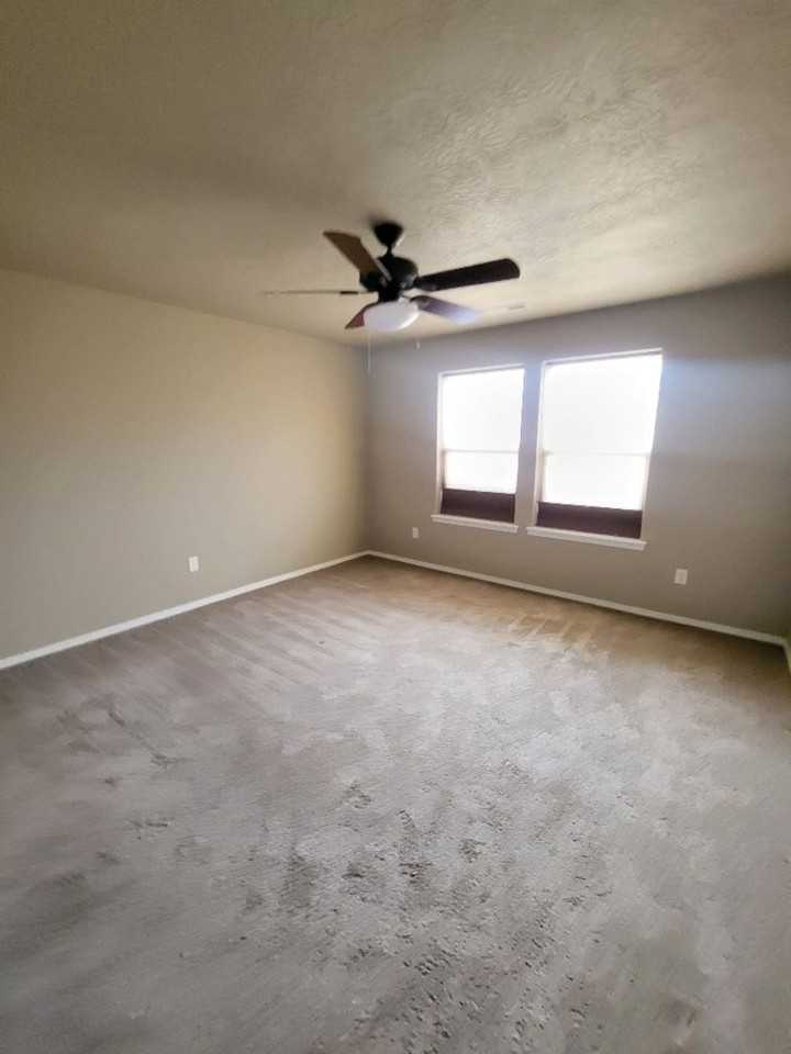 11175 W Blaine Ave - Photo 6 of 10
