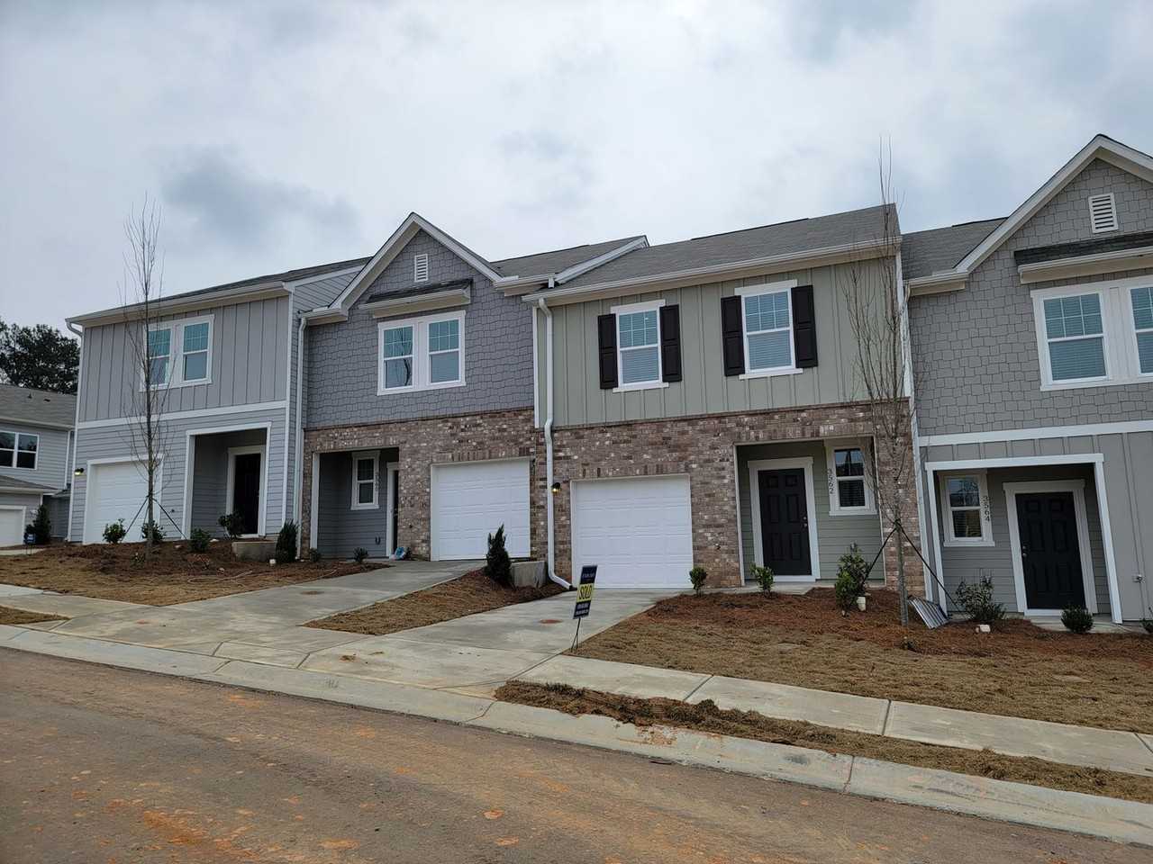 3560 Eagle Ct Sw - Photo 3 of 15