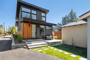 142 Southwest Roosevelt Avenue - Photo 1 of 1