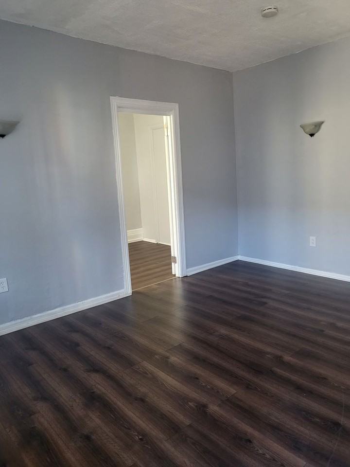 Convenient Corners at South Olden Apartments 1163 E State St, Trenton