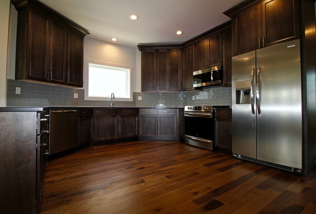 170 Courtland - Photo 2 of 11