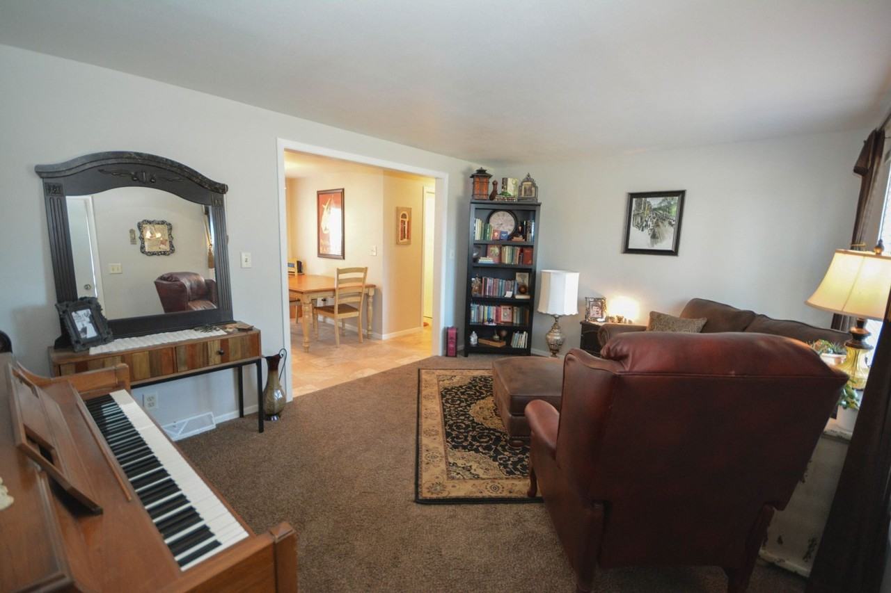 2110 26th Ave Nw - Photo 6 of 23