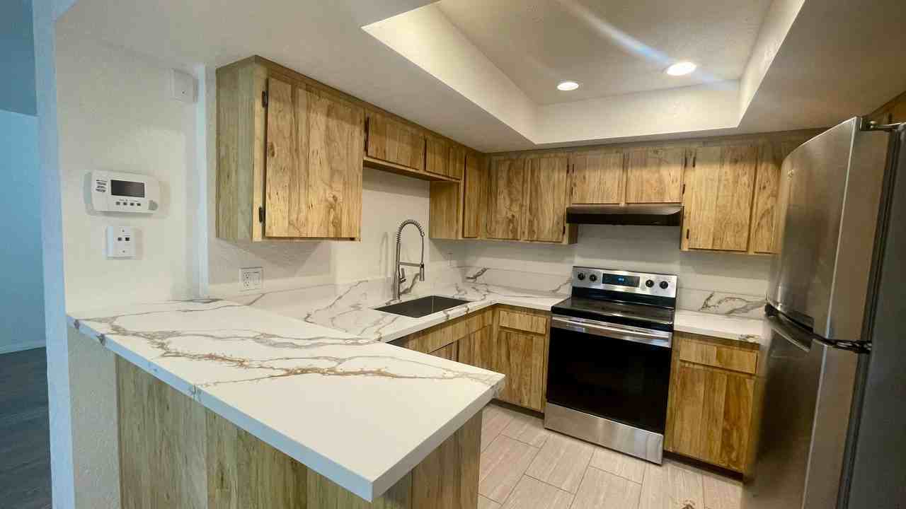 671 Copper Dr - Photo 2 of 18