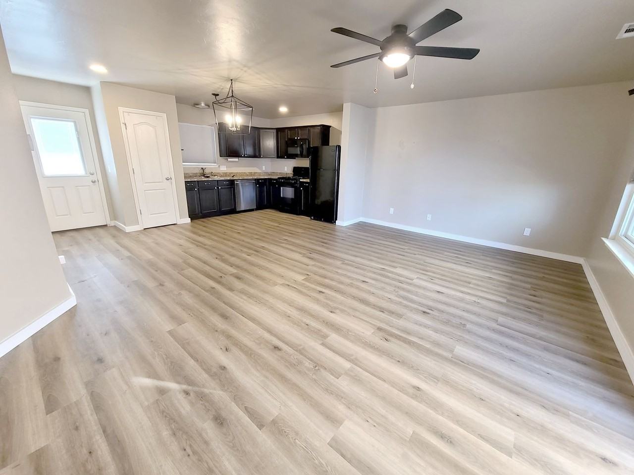 6112 Cielo Ter - Photo 3 of 20