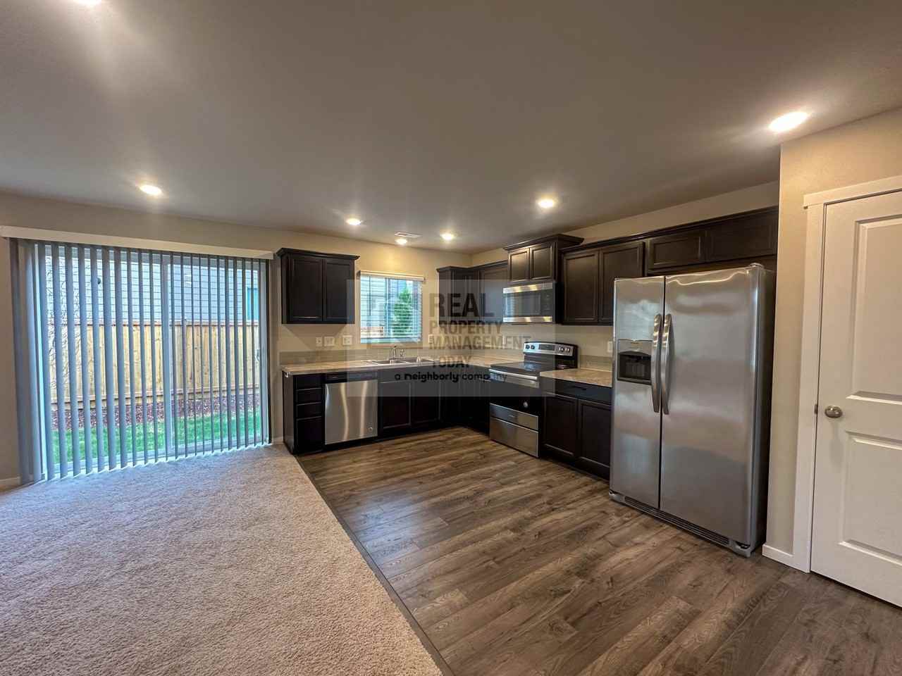 10707 183rd St E - Photo 3 of 17