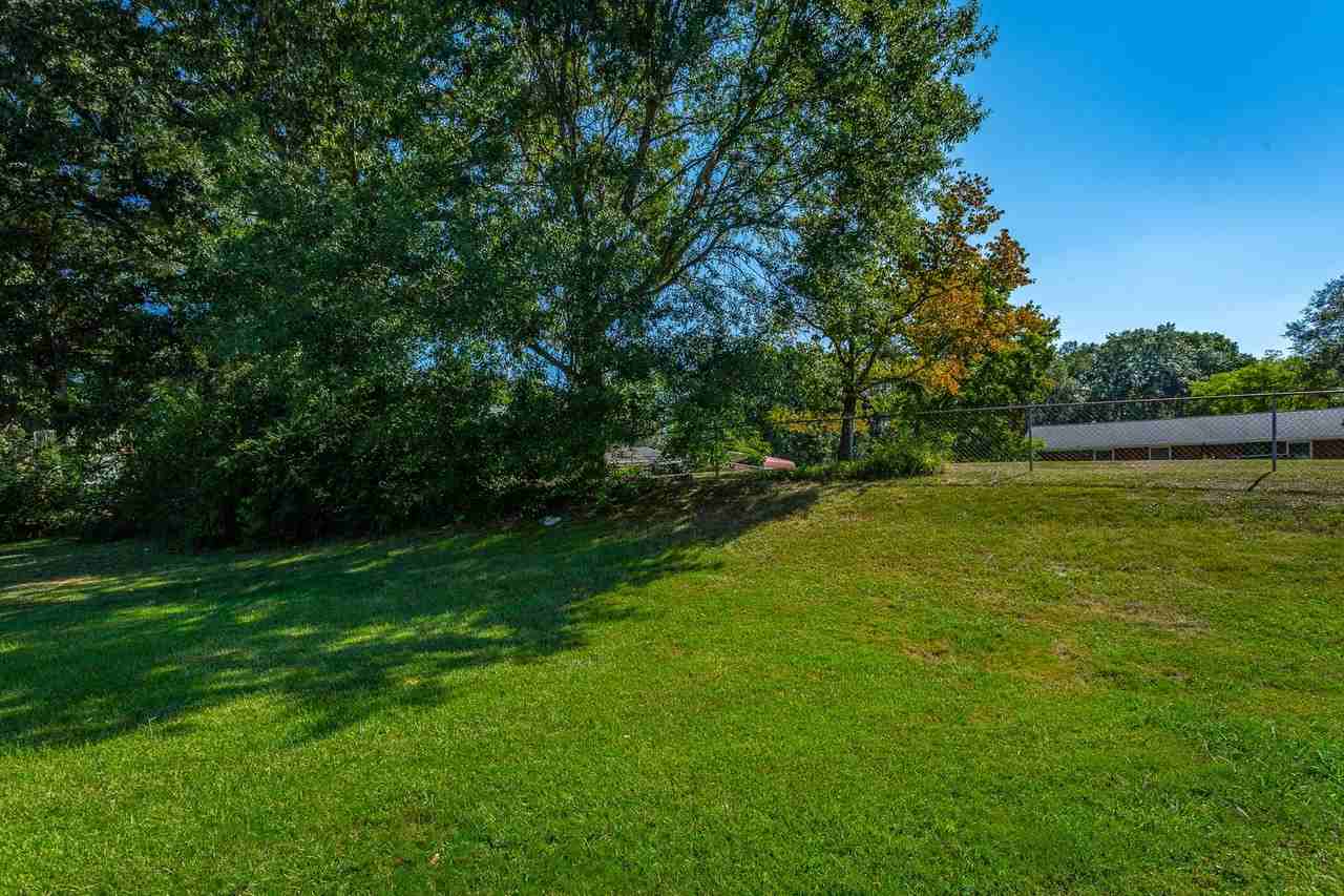 64-66 Frawley Rd - Photo 3 of 20