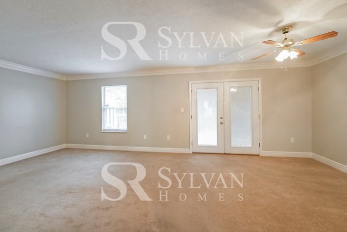 2305 Timberglen Dr - Photo 3 of 16