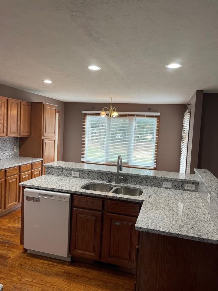 10011 S 100th Cir #1 - Photo 2 of 19