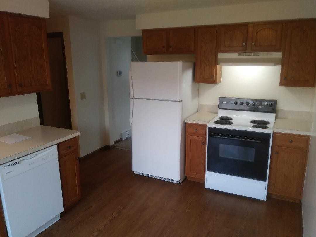 141 James St Sw #4 - Photo 3 of 7