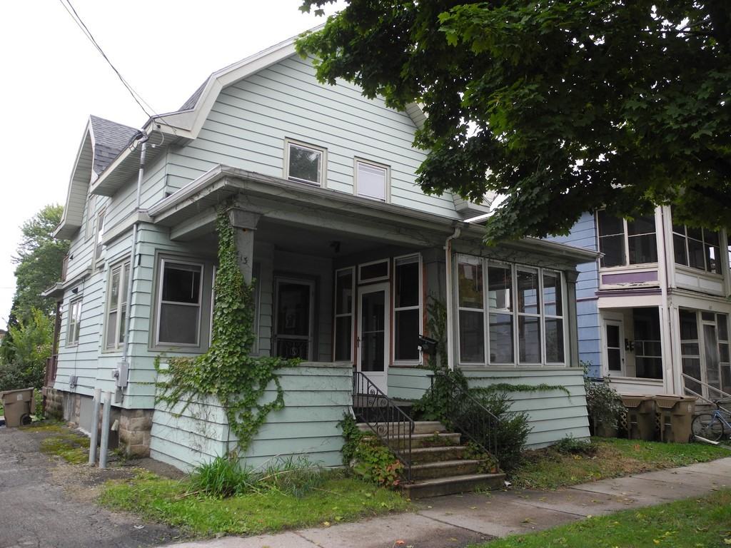 613 S Brooks St #NA - Photo 2 of 33