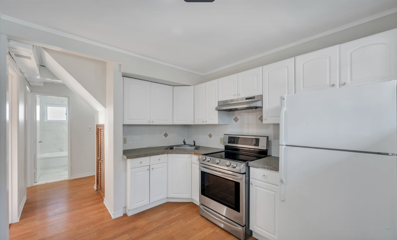 16 E Bedell St #NA - Photo 2 of 8