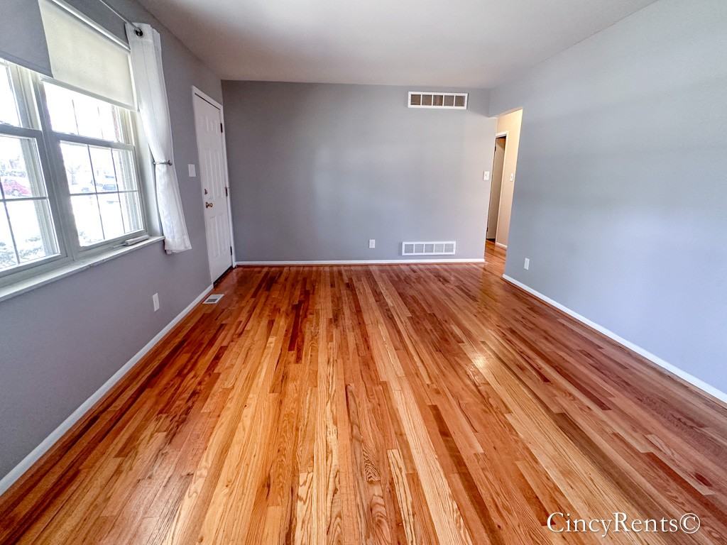 1647 Rockhurst Ln #NA - Photo 3 of 35