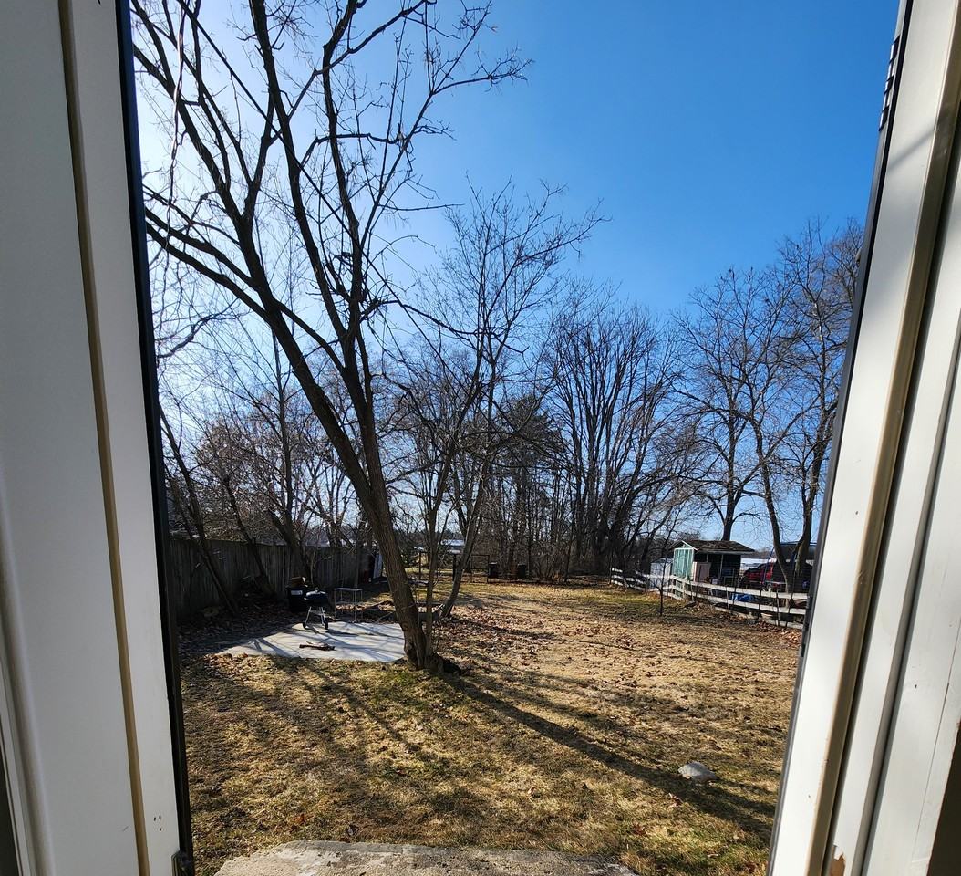 1013 Rose Ave #NA - Photo 2 of 8