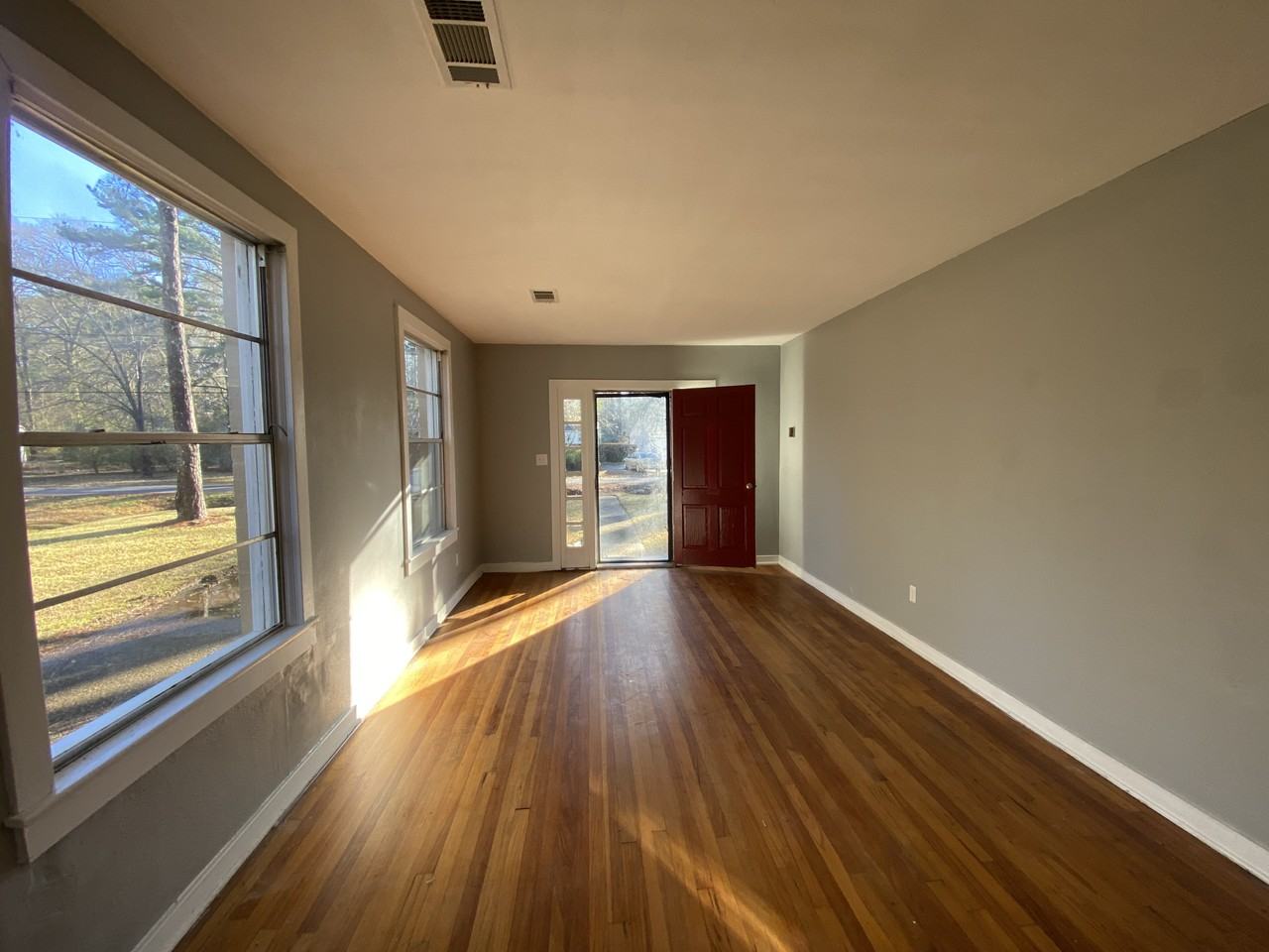 4023 34th Ave #NA - Photo 2 of 14