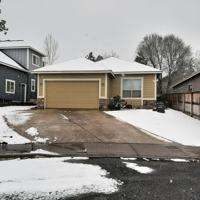 featured image of 1273 Sw Tanner Ct #1