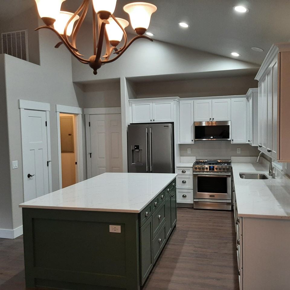 1273 Sw Tanner Ct #1 - Photo 5 of 15