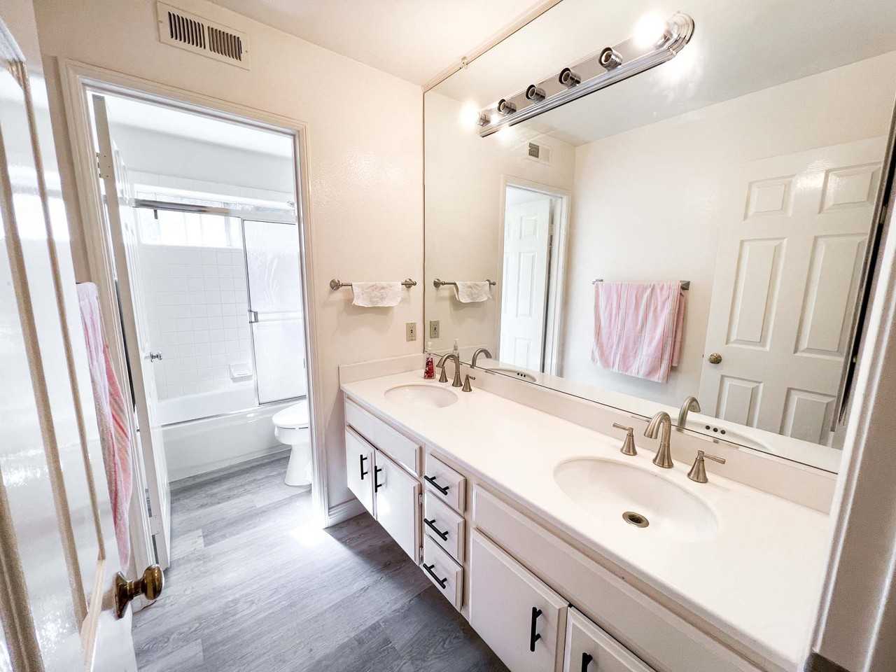8314 East Candleberry Circle - Photo 3 of 11