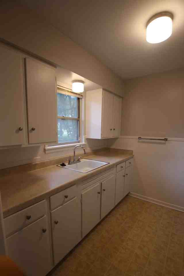 430 1/2 E Hudson St - Photo 6 of 15