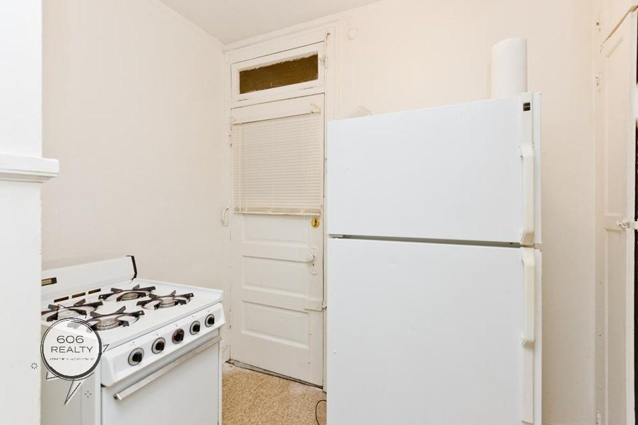 Studio Apts on Cermak! - Photo 3 of 15