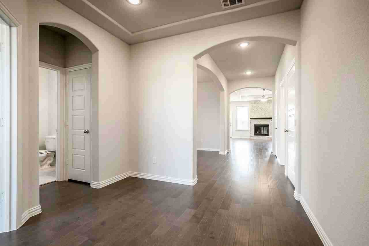 4713 London Ave - Photo 5 of 28