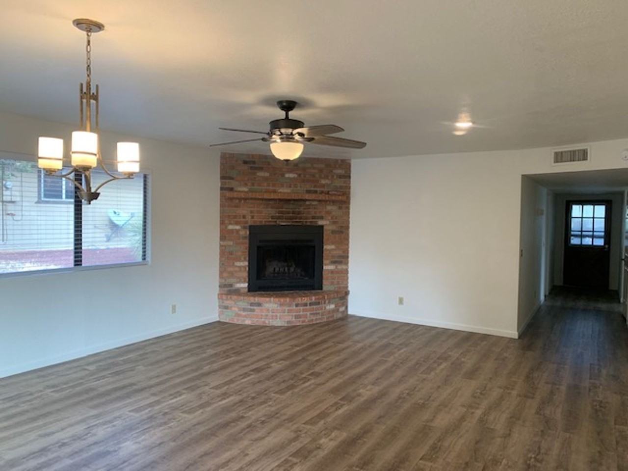 35 Yucca Dr - Photo 4 of 15