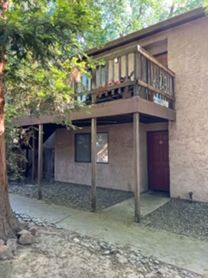 153-157 E SHASTA Ave - Photo 3 of 12