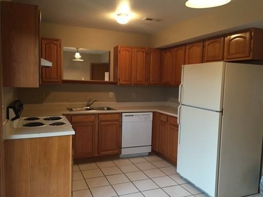 592 Knox - Photo 3 of 14