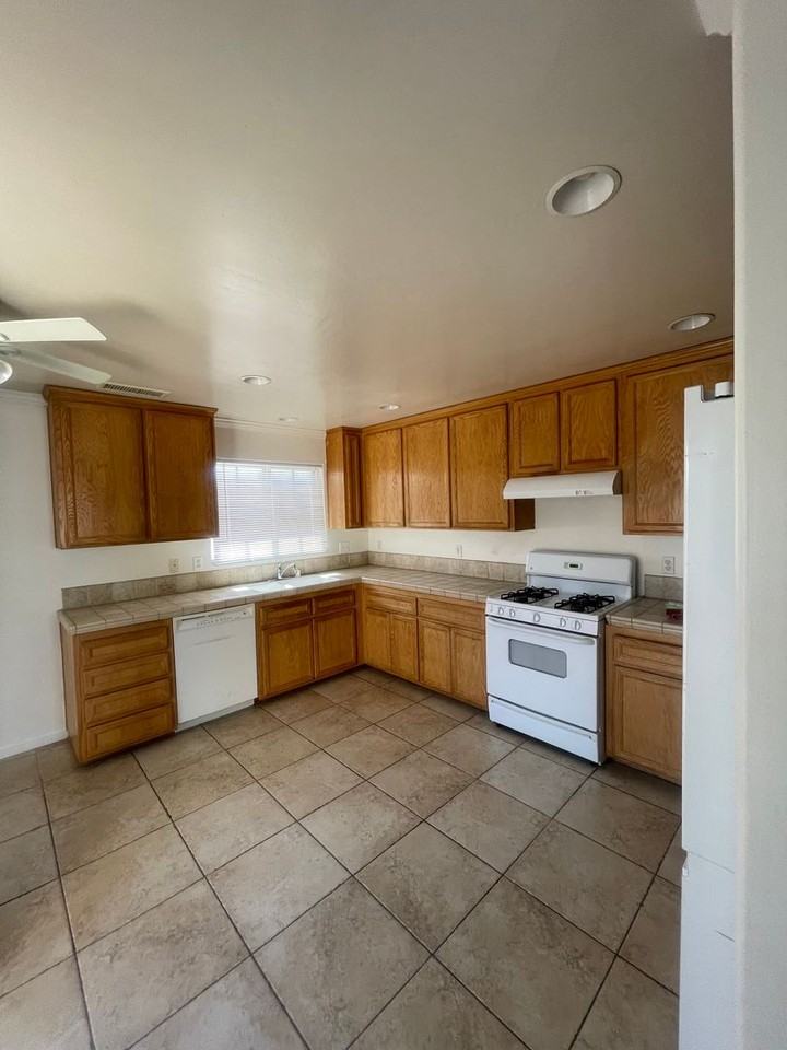 1187-1195 13th Street - Photo 6 of 12