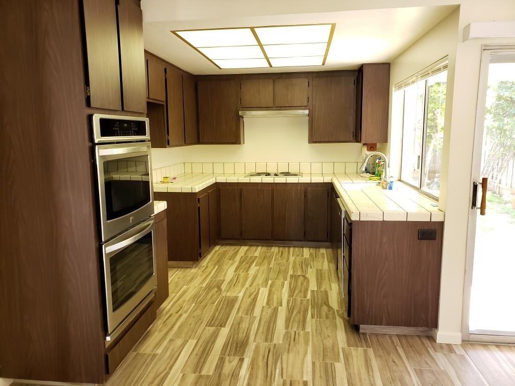 1568 Calle De Stuarda - Photo 2 of 12