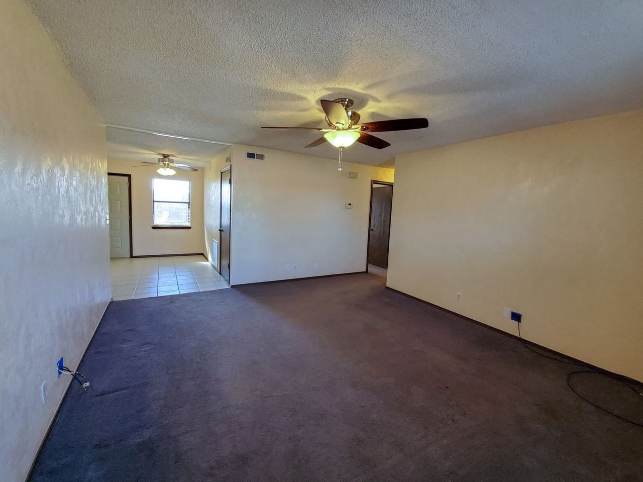 1218 Whispering Glen St - Photo 2 of 35
