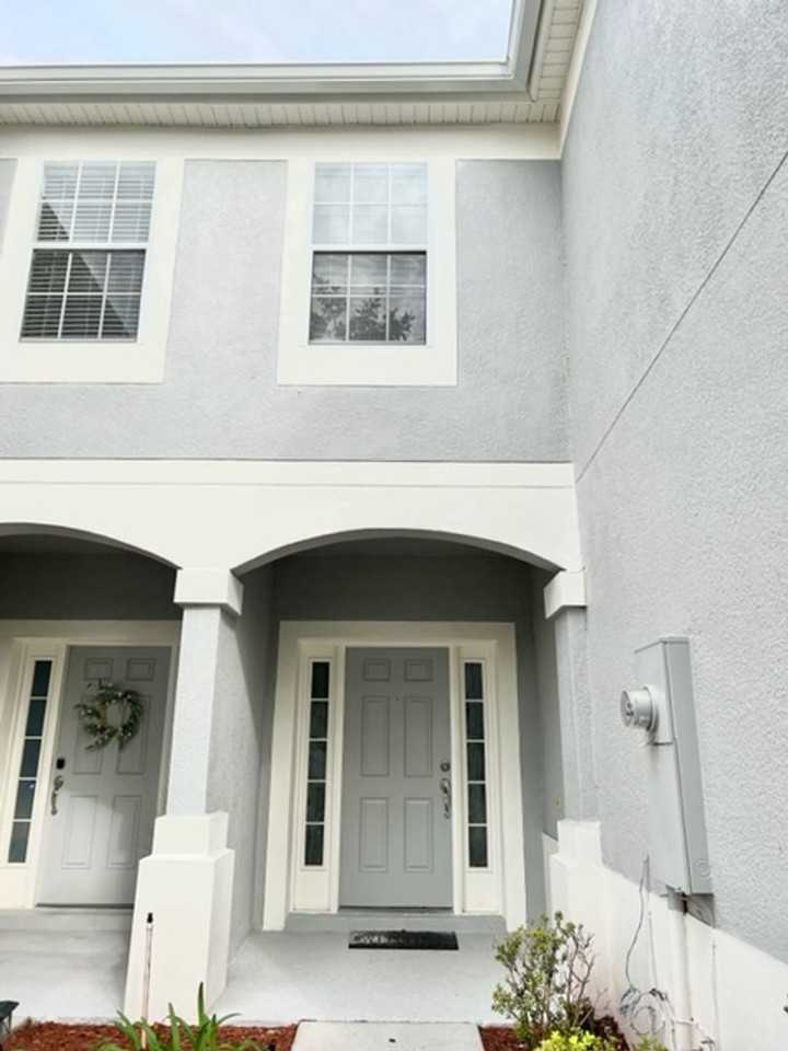 953 Rock Harbor Ave - Photo 4 of 50