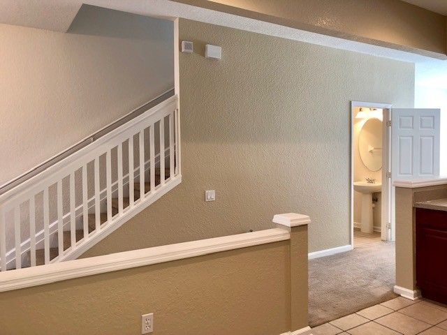 953 Rock Harbor Ave - Photo 6 of 50