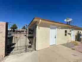 1003 S 6th Ave #B - Photo 1 of 1