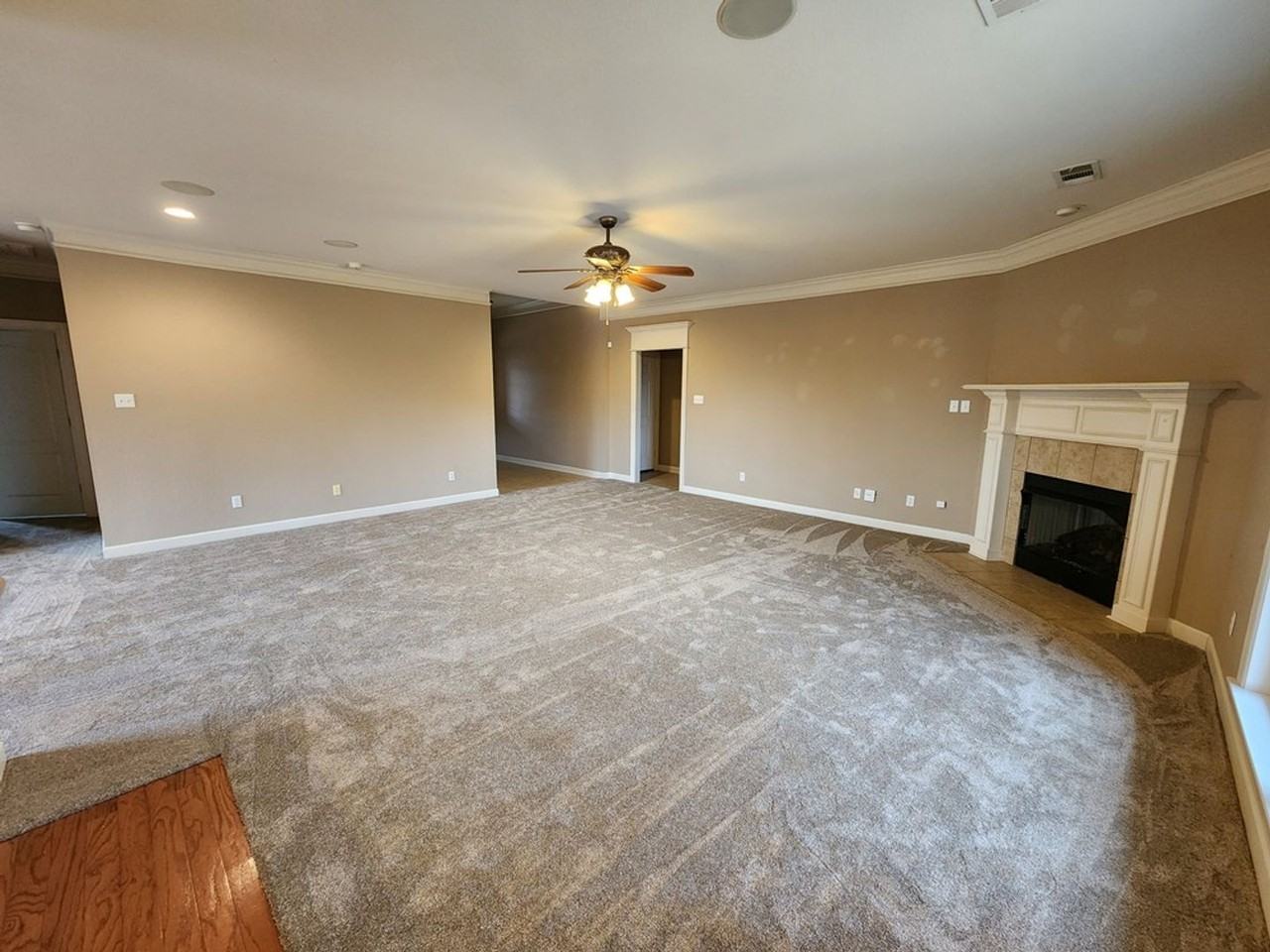 9124 Wetherbee Cir - Photo 5 of 34